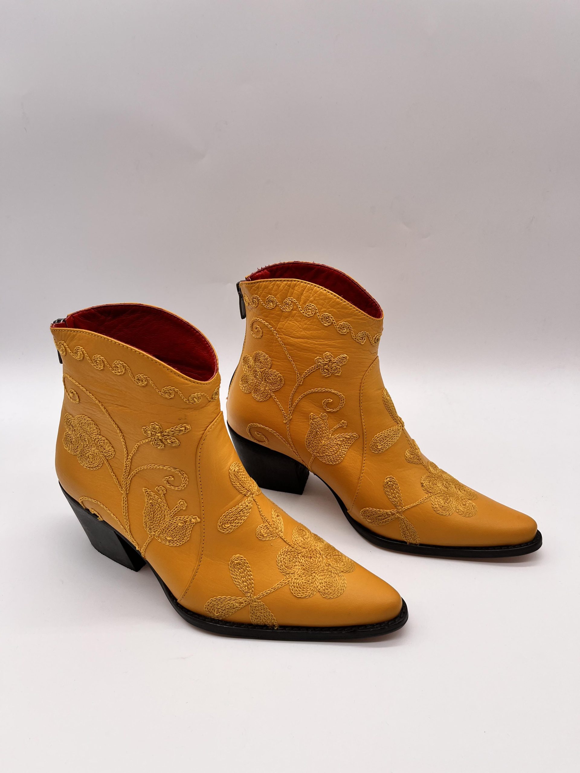 BOTTES COURTE POINTUE